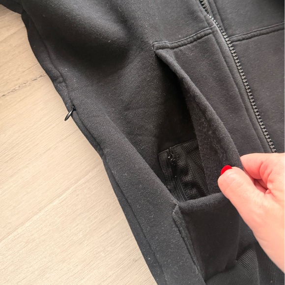 Comfrt Travel Essentials Zip-Up Hoodie XS - Picture 3 of 6